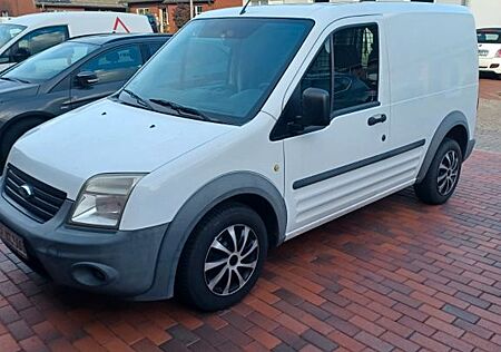 Ford Transit Connect gebraucht kaufen Ford Transit Connect /Anhängerkupplung/Zahnriemen neu