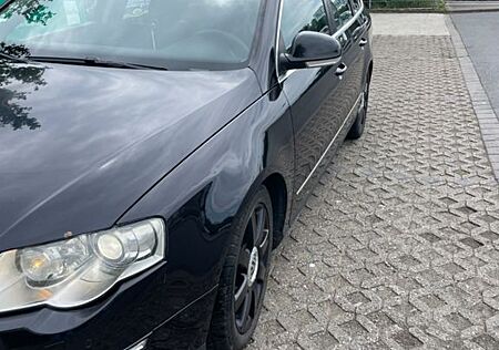 VW Passat Variant Volkswagen 2.0 TDI DPF DSG 125kW Trendli...