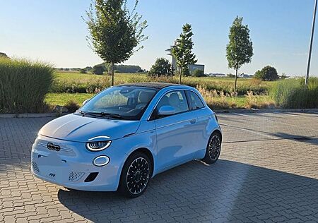 Fiat 500E "la Prima" Cabrio 42 kWh La Prima