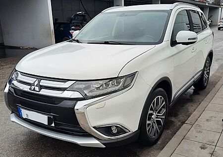 Mitsubishi Outlander 2.2 DI-D Top ClearTec 4WD