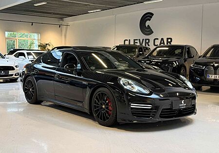 Porsche Panamera GTS/SUNROOF+SPORTCHRONO+ACC+BOSE+AIRSUS