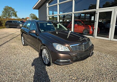 Mercedes-Benz C 180 gebraucht kaufen Mercedes-Benz C 180 C180 T CGI BlueEfficiency