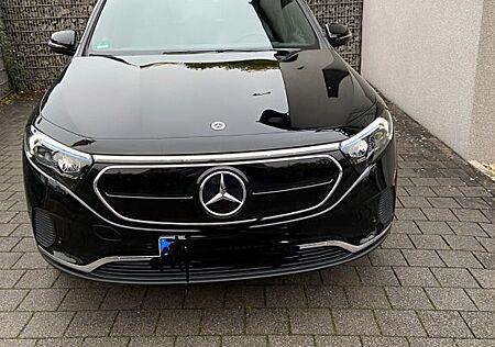 Mercedes-Benz EQA 250+ +