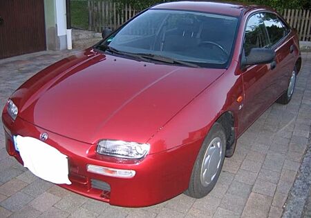 Mazda 323 F 1.5 Travel Travel