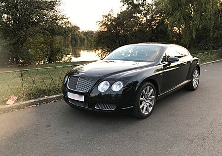 Bentley Continental GT - -