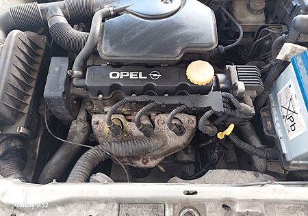 Opel Astra 1.6 - G CC
