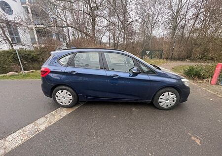 BMW 218i 218 Active Tourer Advantage aus 1.Hand