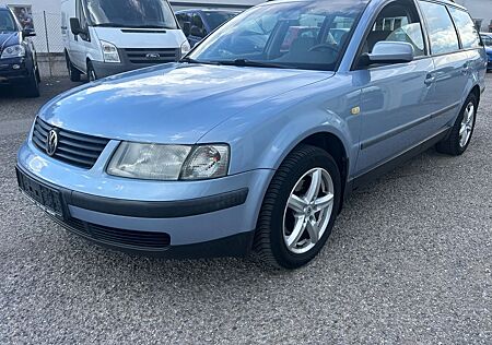VW Passat Volkswagen Comfortline TÜV Neu. Automat