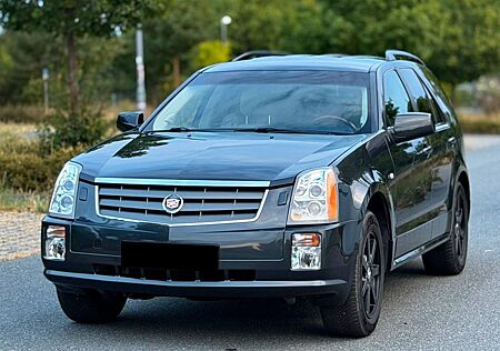 Cadillac SRX 4.6 V8 LPG-Gasanlage 4WD Sport Voll Ausstatt