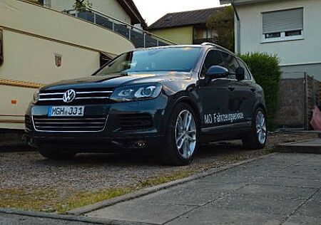VW Touareg Volkswagen 4.2 V8 TDI Tiptronic Exclusive Exclusive