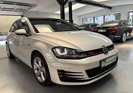 VW Golf Volkswagen VII Lim. GTI Performance BMT LED NAVI SHD