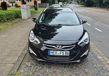 Hyundai i40 cw 1.7 CRDi Premium 100kW Automatik Premium