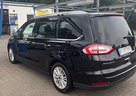 Ford Galaxy Titanium *Vollleder* TOP gepflegt