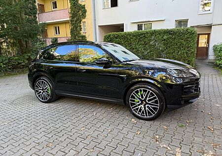 Porsche Cayenne gebraucht kaufen Porsche Cayenne E-Hybrid - BOSE ACC 22- Zoll Garantie