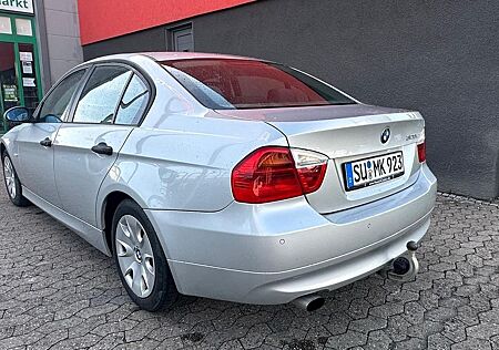 BMW 320i Limousine 1 Erste Hand