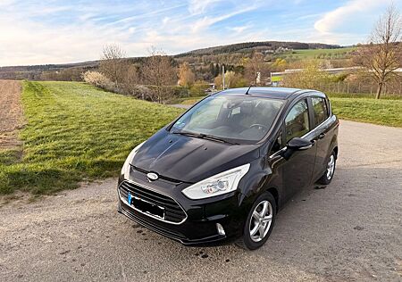 Ford B-Max 1,0 EcoBoost 88kW S/S Titanium Titanium