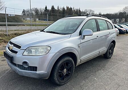 Chevrolet Captiva 2.4 LS 2WD 5-Sitzer