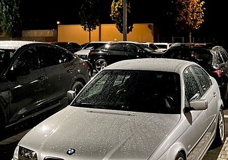 BMW 325i -