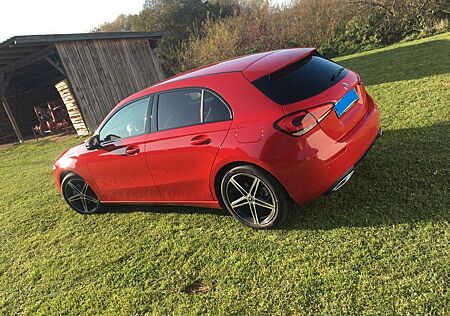 Mercedes-Benz A 200 - Progressive - Night Paket - Aut