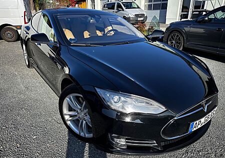 Tesla Model S 85 - FREE SUPERCHARGER