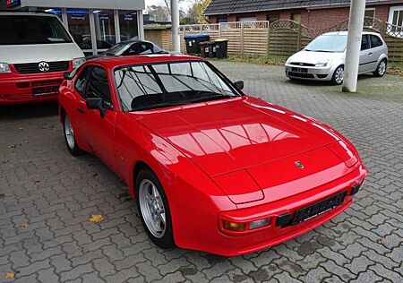 Porsche 944 2.5l Targa Automatik 1982 H-Zulassung