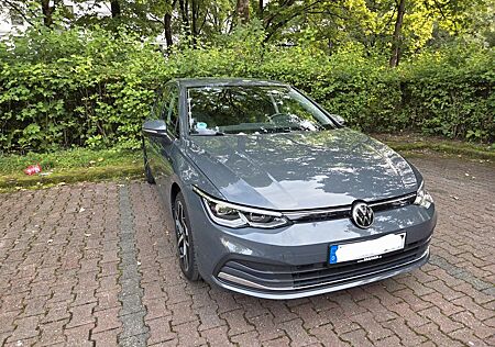 VW Golf Volkswagen VIII 1.5 TSI STYLE Top Ausstattung
