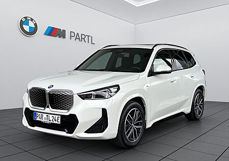 BMW iX1 eDrive20 M-Sport ACC 360° Pano H/K Massage