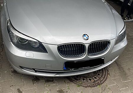 BMW 525i -