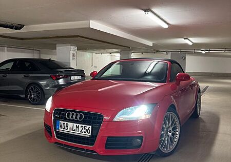 Audi TT Road. 3.2 S-Tronic VOLL. TOP Service Messefzg