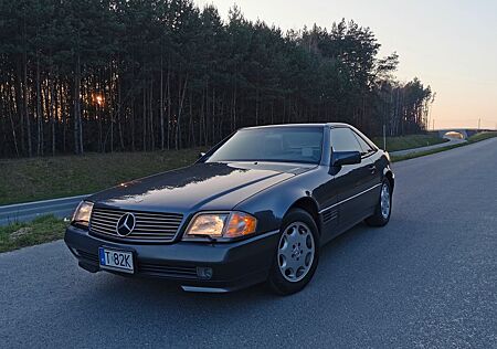 Mercedes-Benz 320