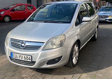 Opel Zafira 1.9 CDTI INNOVATION 110kW Automatik I...