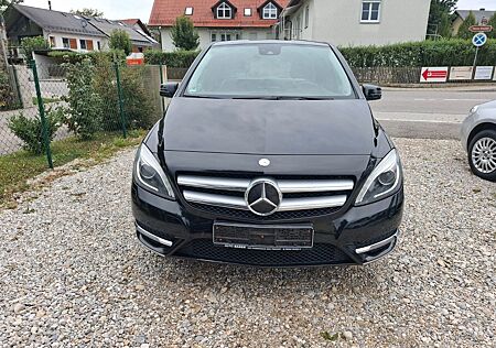 Mercedes-Benz B 200 B -Klasse . Navi.Leder. Alu.Xenon.