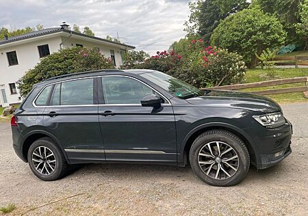 VW Tiguan Volkswagen Comfortline Start-Stopp 4Motion AHK