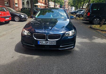 BMW 520d A -