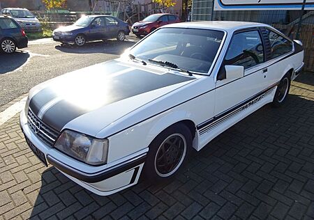 Opel Monza 3.0 E / Digitaltacho / Schiebedach