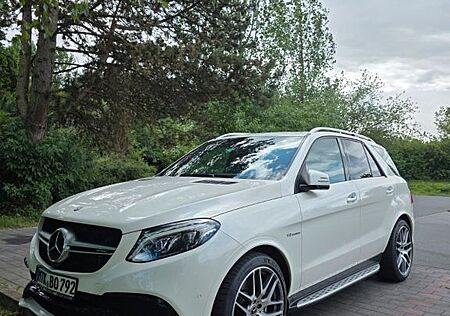 Mercedes-Benz GLE 63 AMG Mercedes-AMG GLE 63 S 4MATIC 792 PS