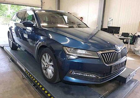 Skoda Superb 2.0TDI Premium Edition 4x4 Leder Navi