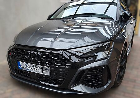 Audi RS3 2.5 TFSI S tronic quattro Sportback