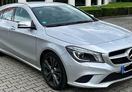 Mercedes-Benz CLA 200 Shooting Brake