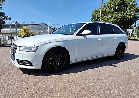 Audi A4 Avant 2,0TDi S-Line *Tüv 06/2027