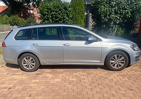 VW Golf Volkswagen 1.6 TDI BlueMotion Trendline Variant Tr...