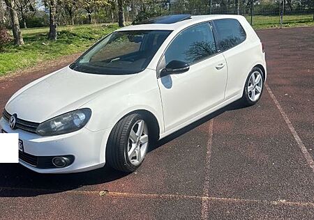 VW Golf Volkswagen 1.4 TSI 90 kW Style Style