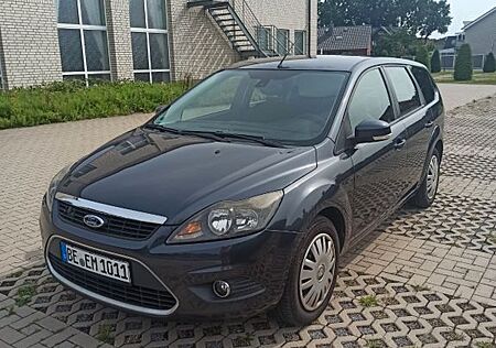 Ford Focus 1,8 Turnier . 125PS, TÜV bis 11.2026