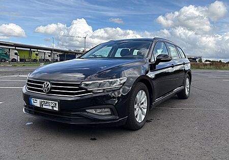 VW Passat Variant Volkswagen 1.5 TSI DSG NAVI+LED+SHZ