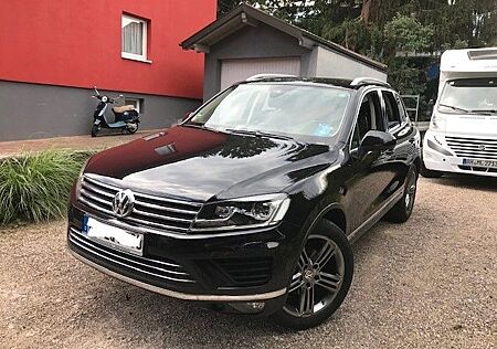 VW Touareg Volkswagen 3.0 V6 TDI SCR 150kW Tiptr Exclusive...