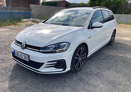 VW Golf Volkswagen 2.0 TDI 135kW DSG Variant GTD Facelift