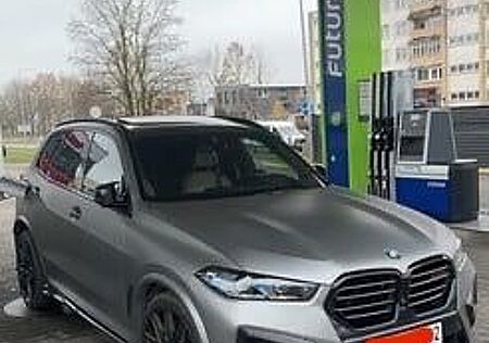 BMW X5 M Perfomance