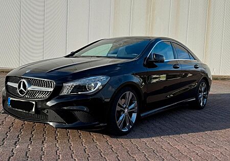 Mercedes-Benz CLA 180 Coupé