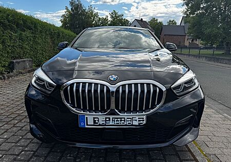 BMW 118i Modell M Sport
