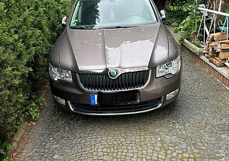 Skoda Superb 1.8 TSI DSG Ambition Ambition